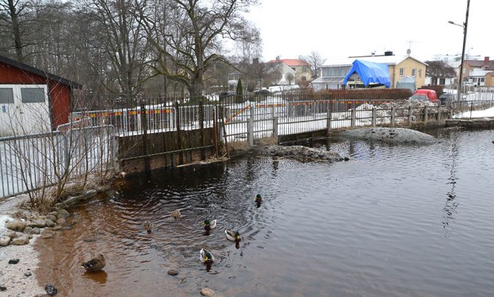 Nya bron  låter vänta på sig…