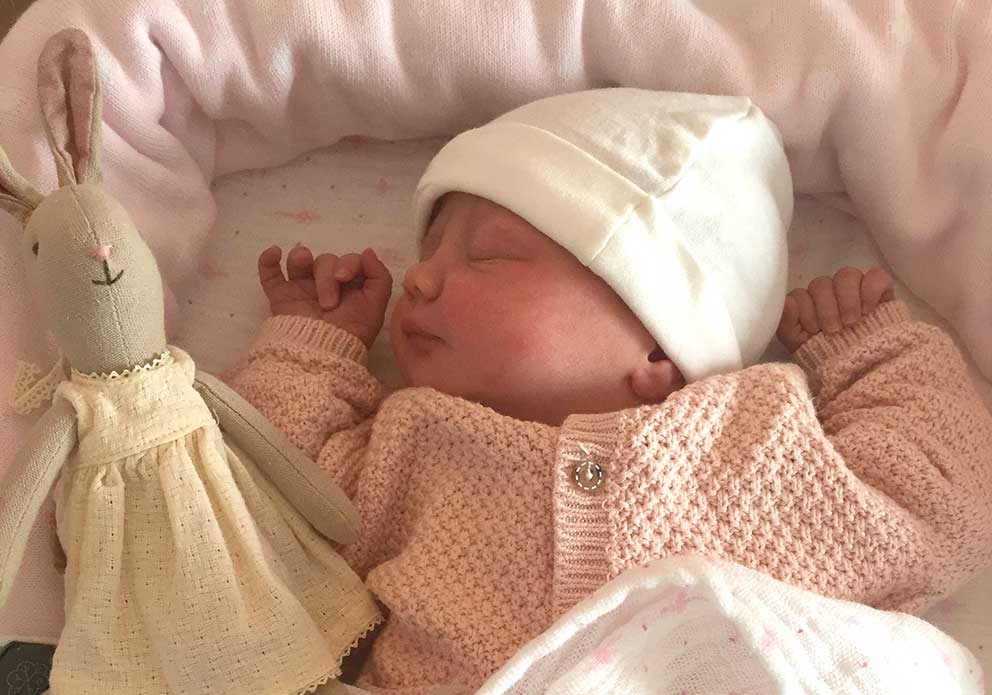 En flicka i Nyholm – Elsa