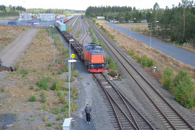 Vill se serviceanläggning för tåg på Båramo