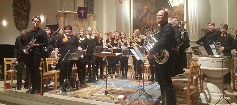 Brasskonsert lockade i Svenarum