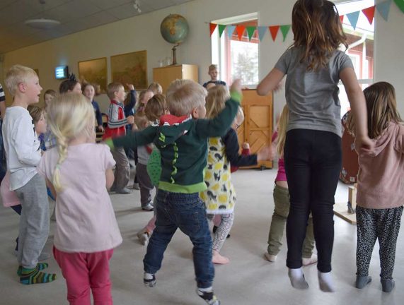 151 barn börjar F-klass till hösten