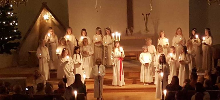Ljusfest och julbasar i Betelkyrkan