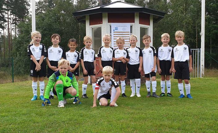 Premiär för fotbollscup i Hånger – 20 bilder