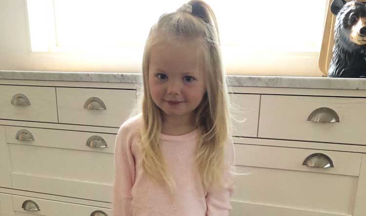 Elsa Carlsson 4 år