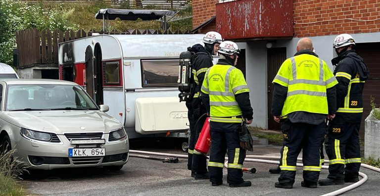 Brand i husvagn