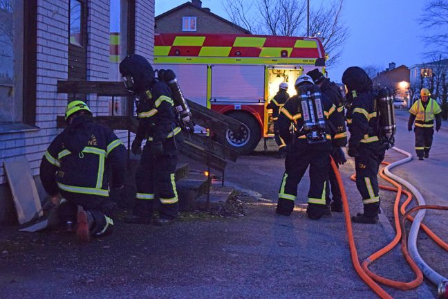 Räddningstjänsten övar rökdykning