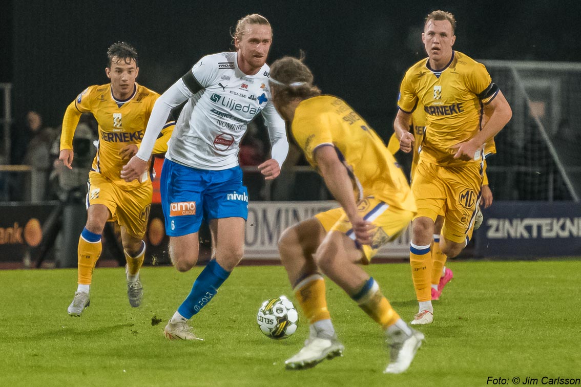 IFK Värnamo Besegrade IFK Göteborg Med 3–1 - Skillingaryd