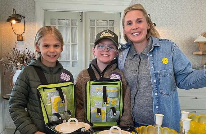 Sofia köpte första majblomman