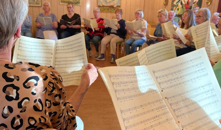 Gloria framförs i Byarums kyrka