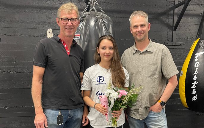 Boxaren Julia får Grenthes stipendium