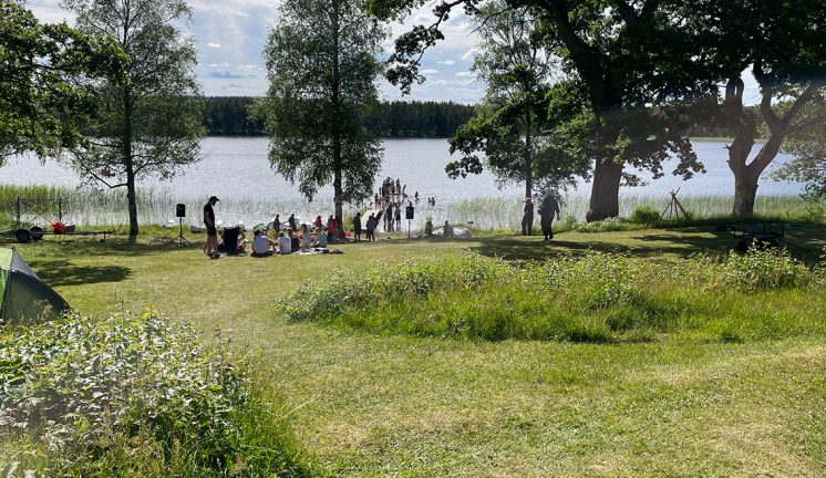 320 SAU-scouter på läger