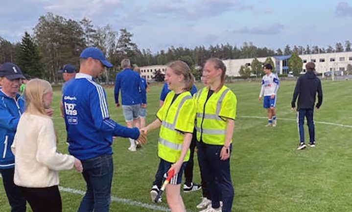 Tjejtrio gjorde domardebut