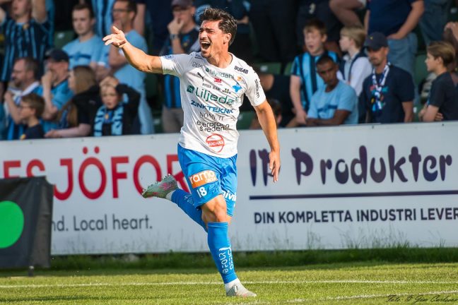 IFK Värnamo avgjorde på stopptid och tog sin första seger