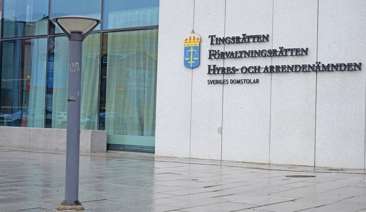 Höll inte avstånd – riskerar böter