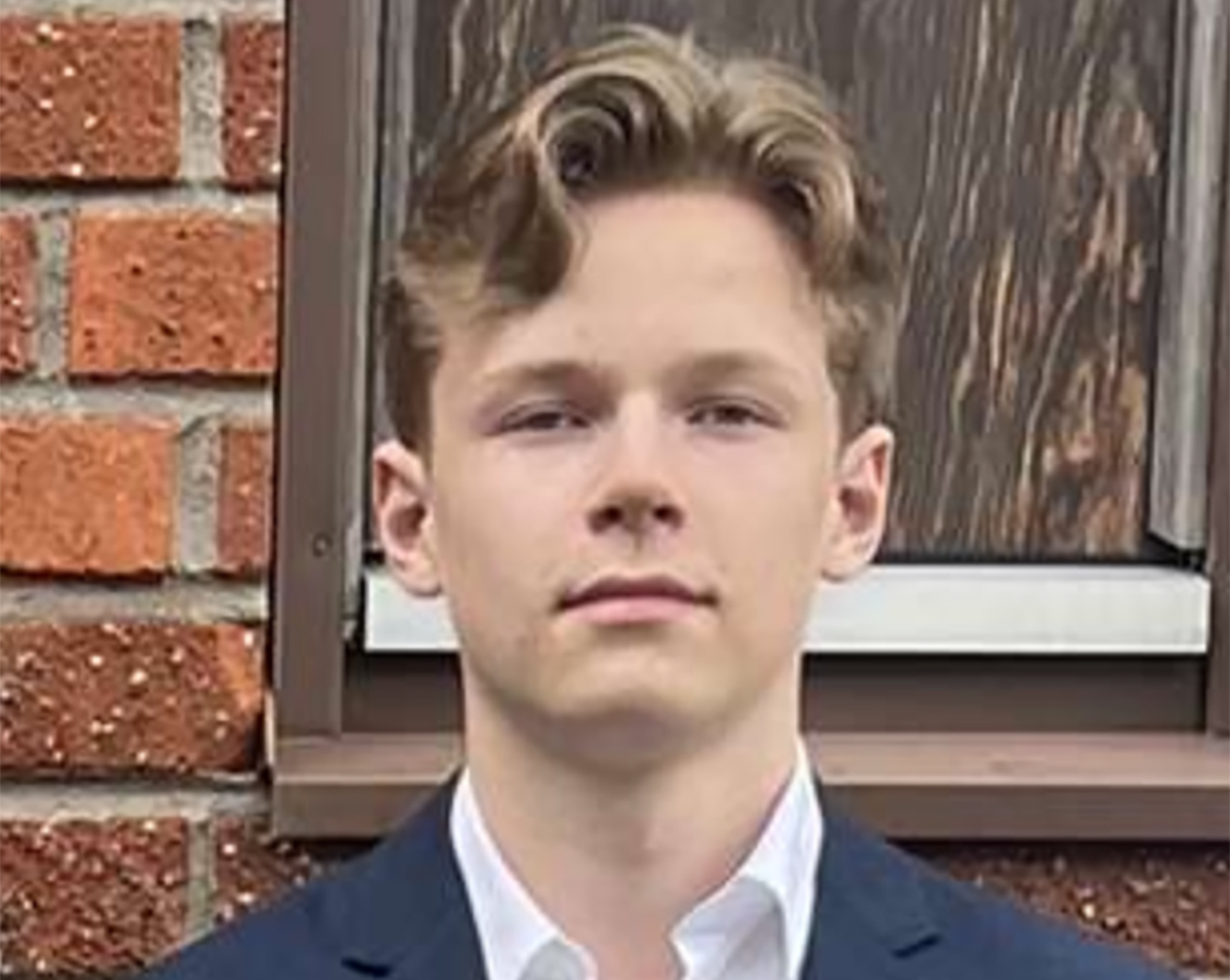 Liam Petersson 16 år