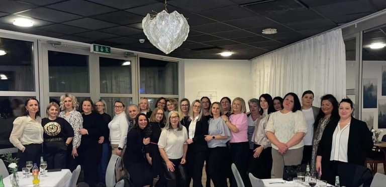 Kvinnors kraft och gemenskap – berättelsen om Victory KF