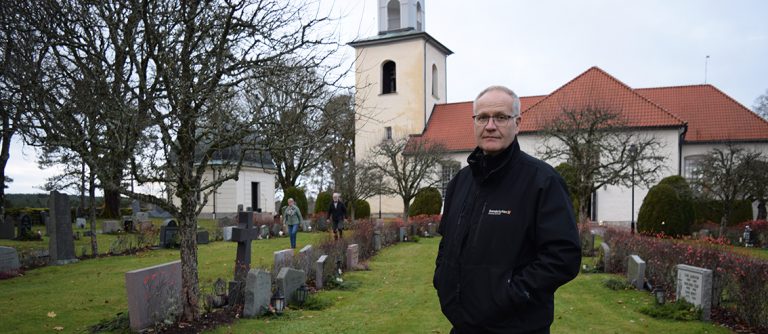 Årets finaste högtid på kyrkogården