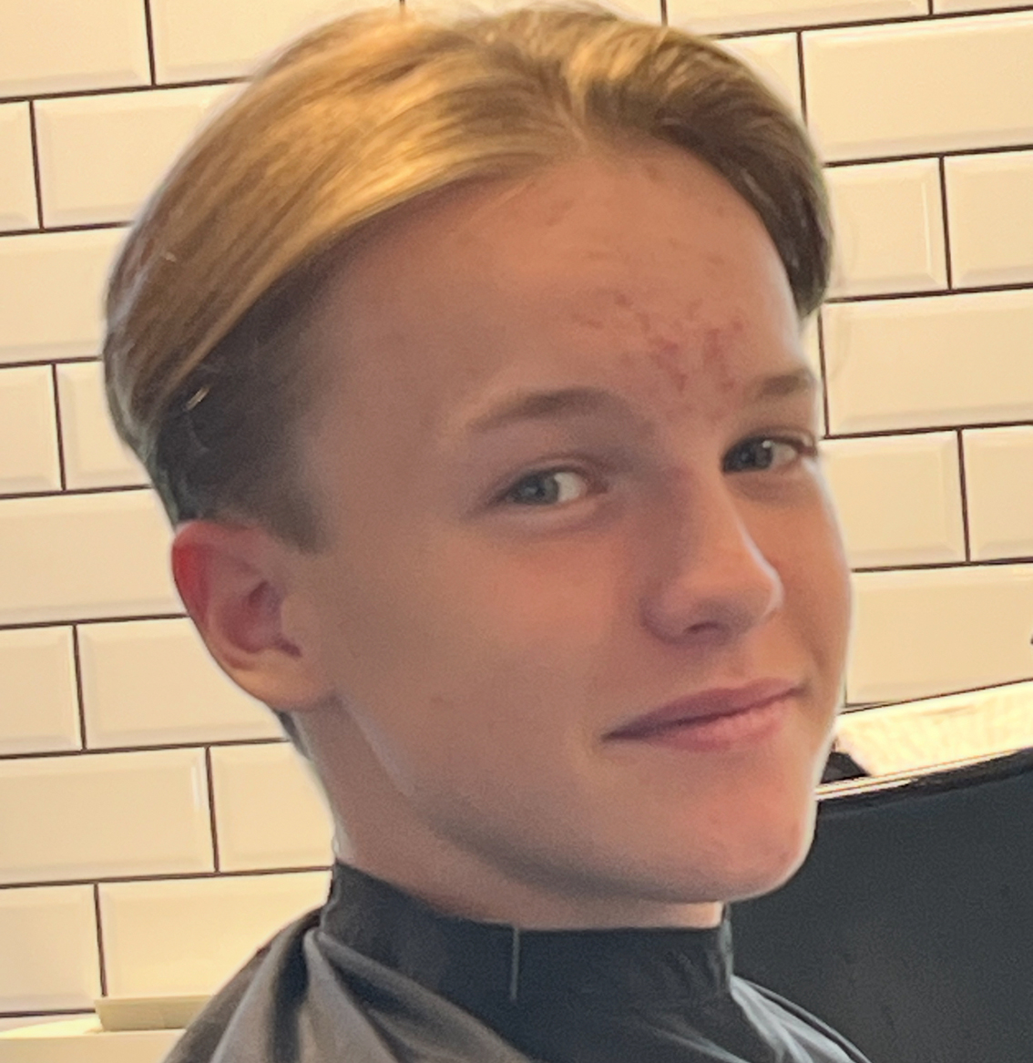 Aston Broström-Lindblad 14 år