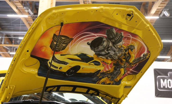 Bildspel: Bumblebee lockade besökare