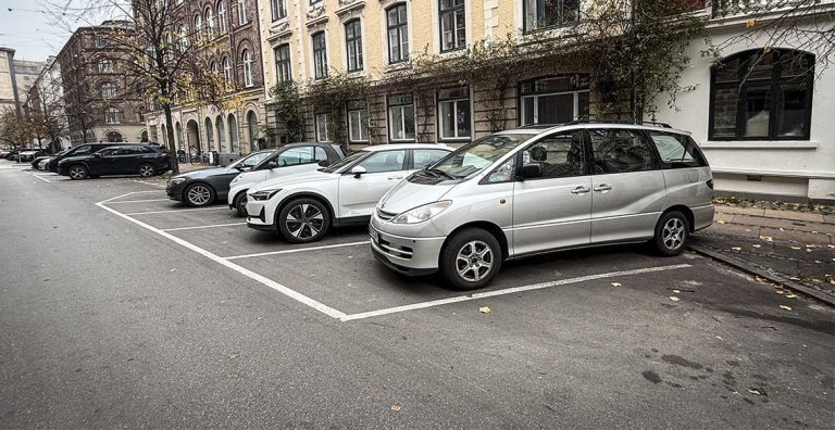 Allt fler färglösa fordon