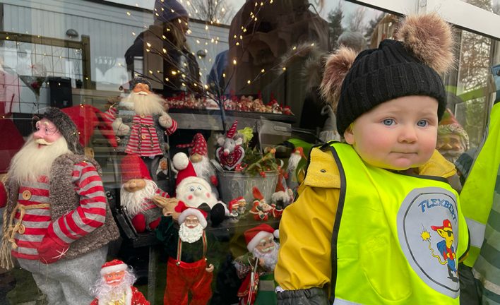 Lyckornas barn träffade tomtar på Södra Park