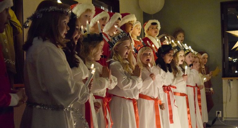 6-åringarna bjöd på luciafirande