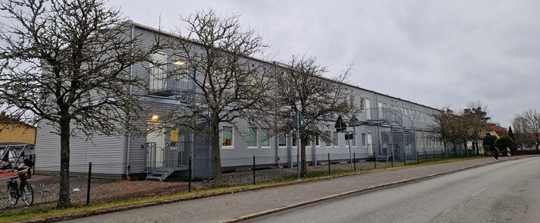 Grannar fick bygglov återremitterat