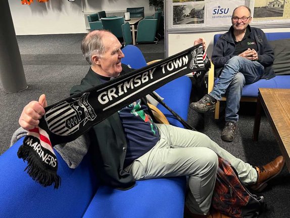 Prosten föreläste om fotboll