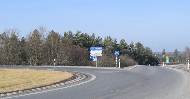 Skötselplan ses över vid av- och påfarter
