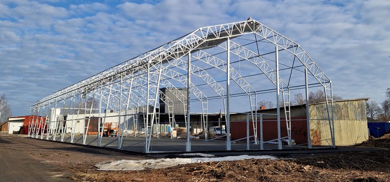 Nämnd-ja till lagertält