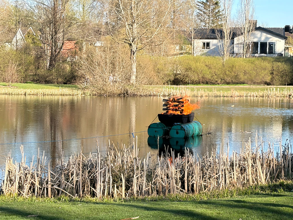Elden som flöt ute i Linnarbäcken