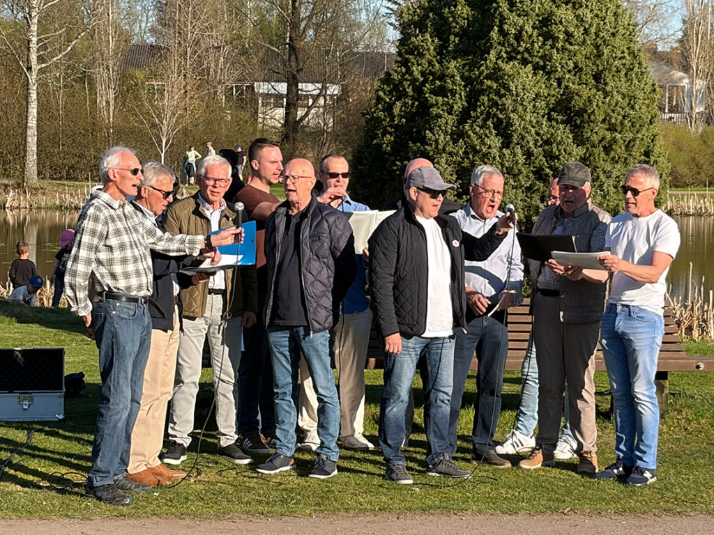 Vaggeryds manskör sjöng vårsånger