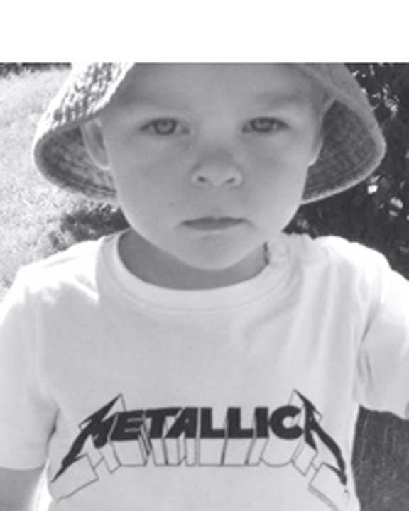 August Sandberg 2 år