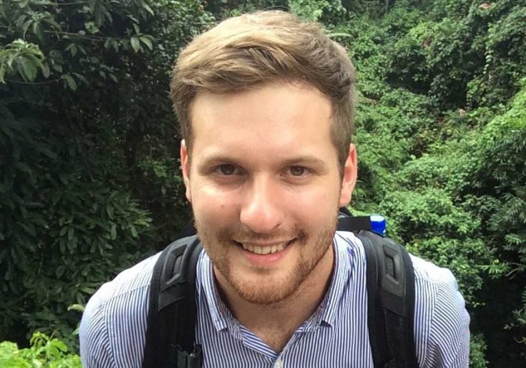 Simon Karlsson - grattis till din examen!