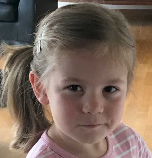 Alicia Larsson 5 år