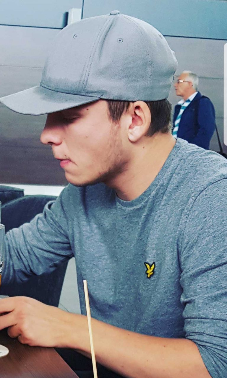 Hugo Juul har fått körkort