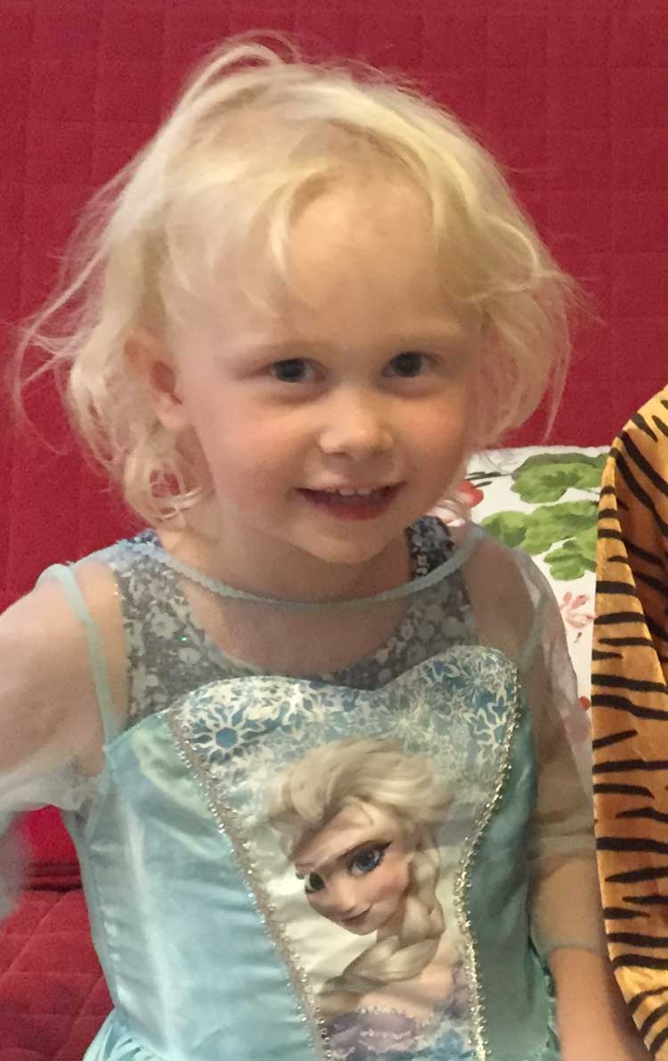 Izabell Rosgren 4 år