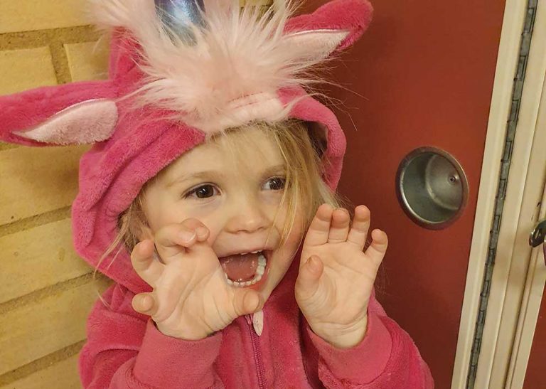 Alicia Pettersson 3 år