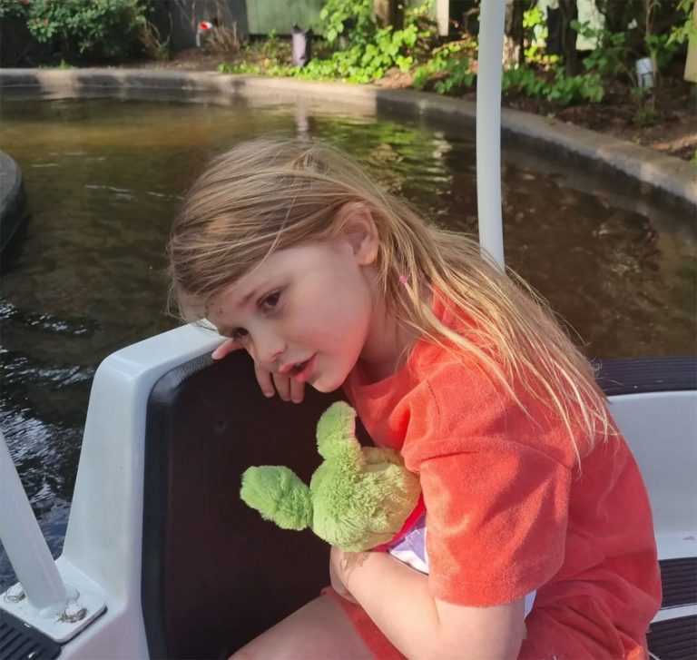 Alicia Pettersson 7 år