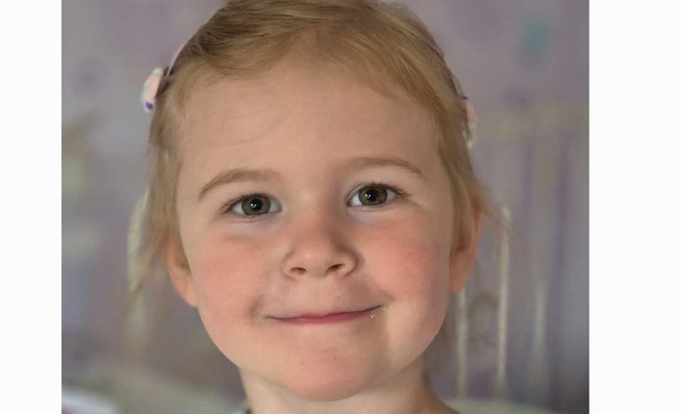 Alva Johansson 4 år